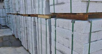 鄂州芝麻白路牙石，路侧石