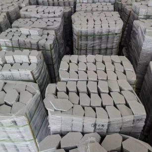 鄂州芝麻白石材冰裂纹，碎拼。