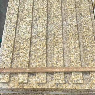 鄂州黄金麻盲道 石材盲道