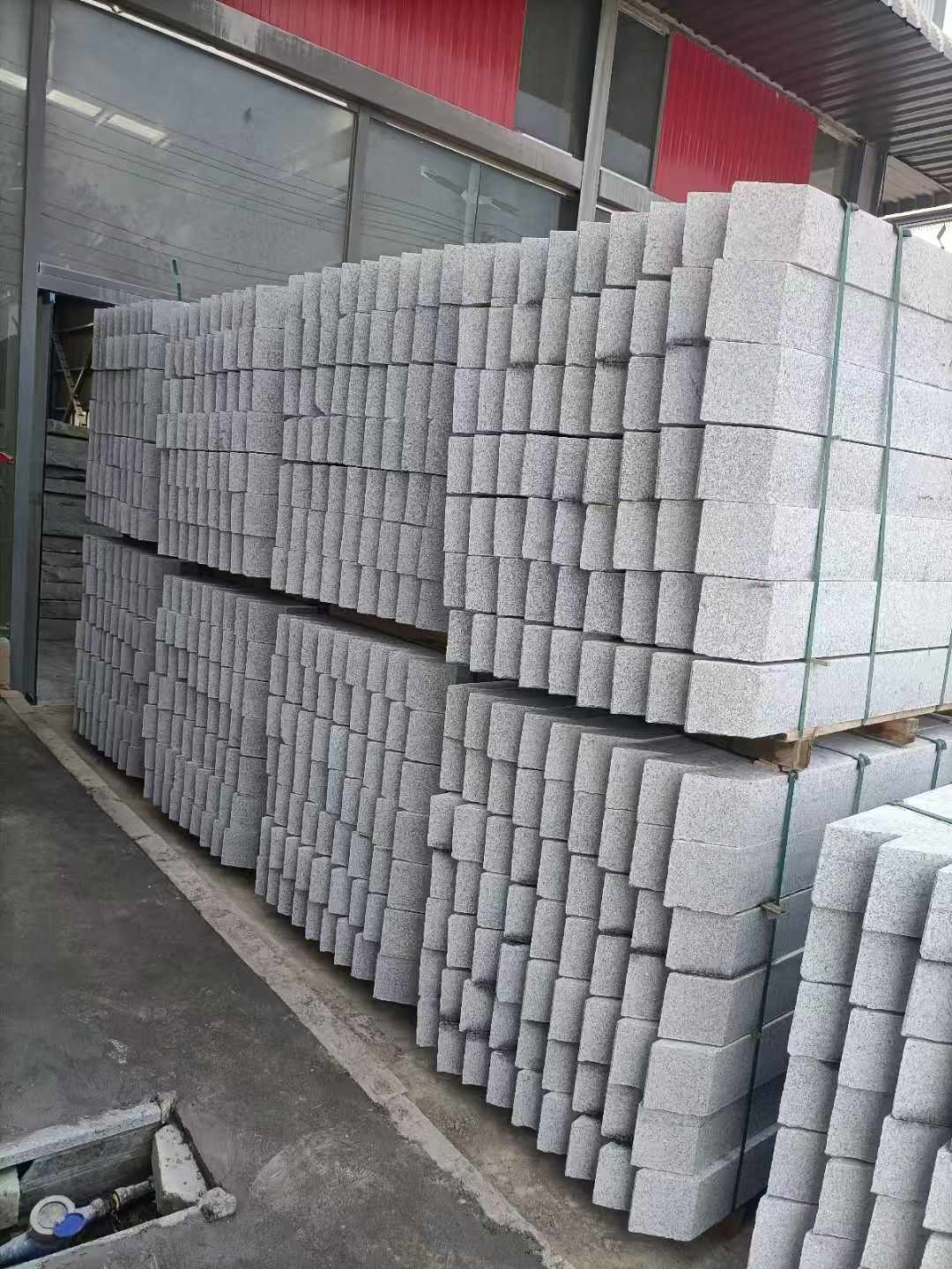 鄂州芝麻白树围石 树池