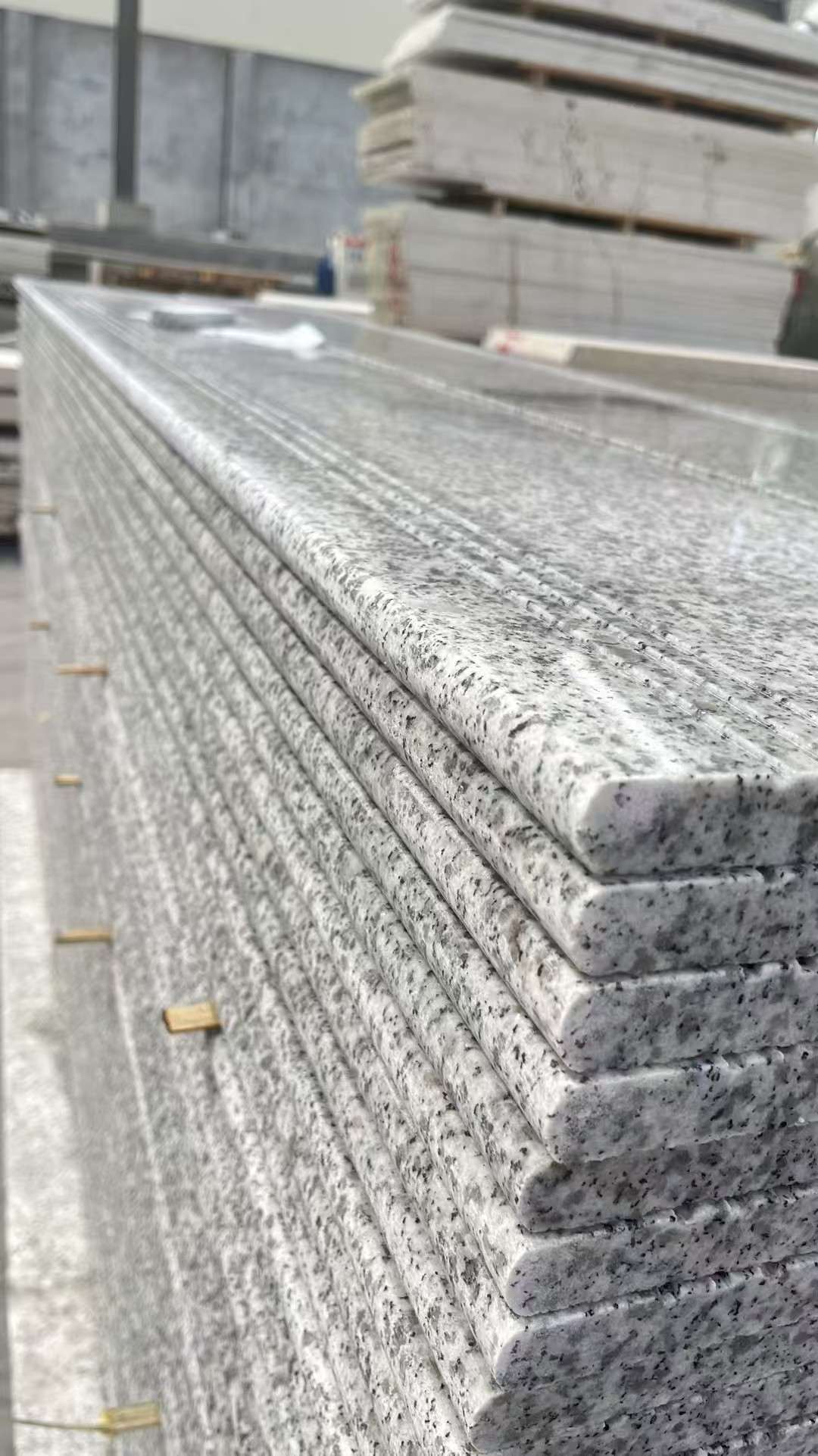 鄂州芝麻白楼梯踏步 花岗岩楼梯板材