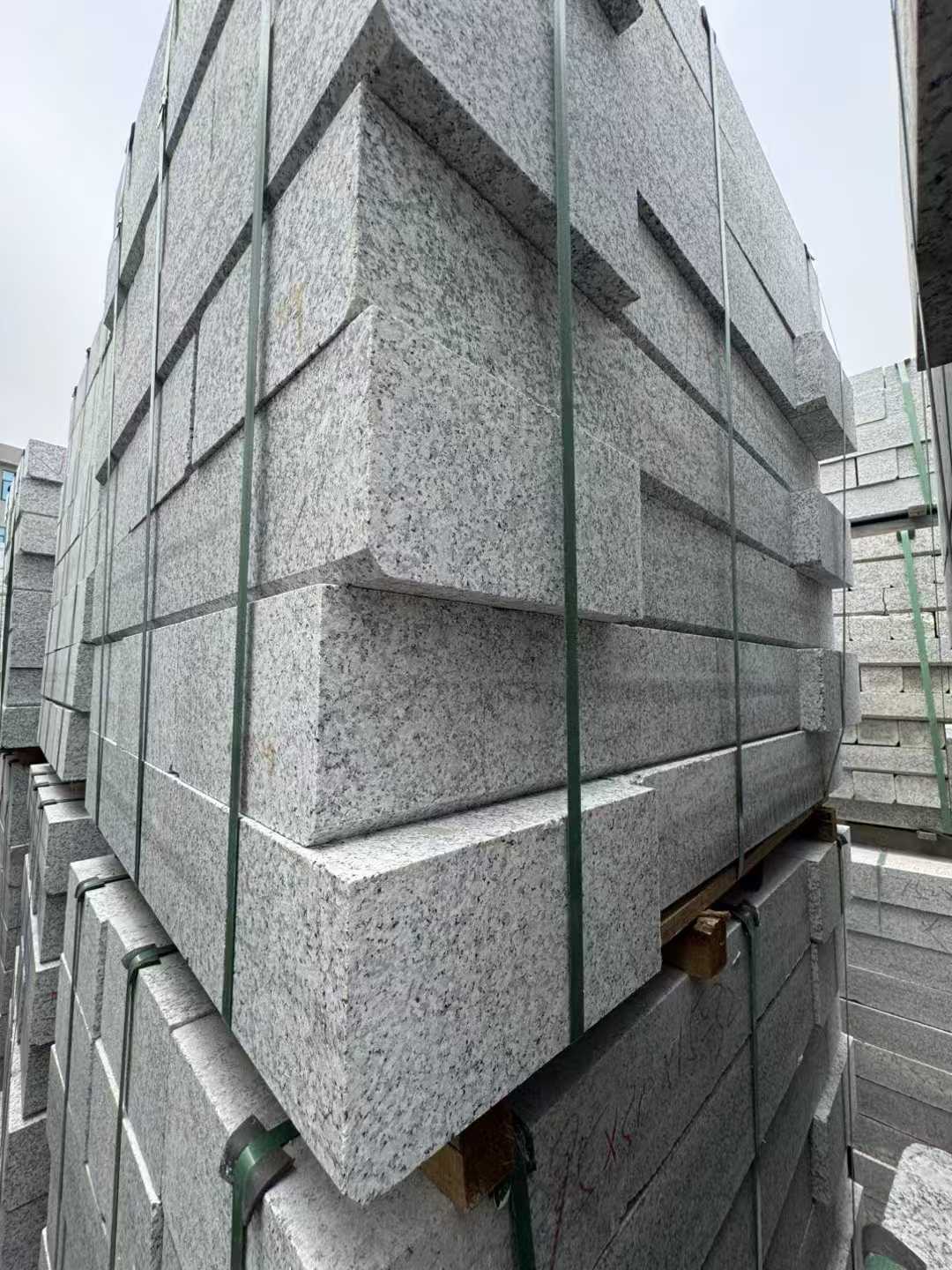 鄂州芝麻白路牙石 马路牙子